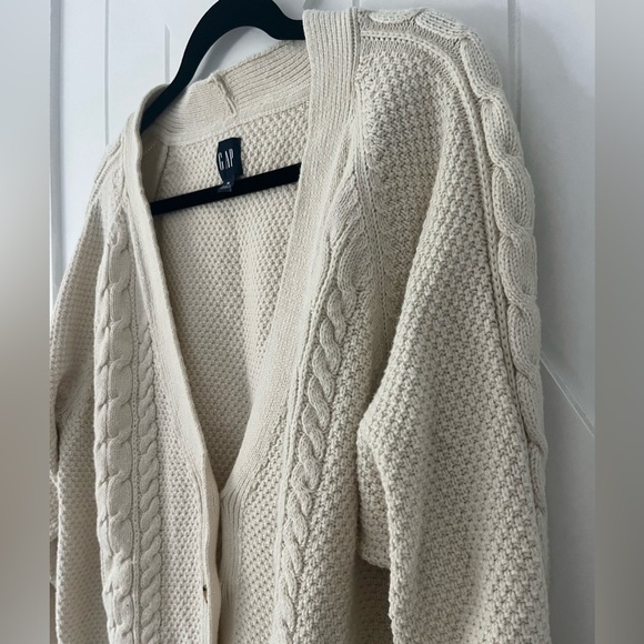 Gap Knit Cardigan - Picture 3 of 9